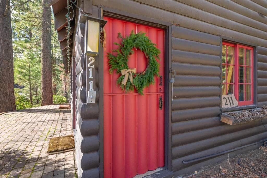 Coziest Cabin In Tahoe W Stone Fireplace Comfy Beds Close To Slopes & Lake Carnelian Bay Exterior foto